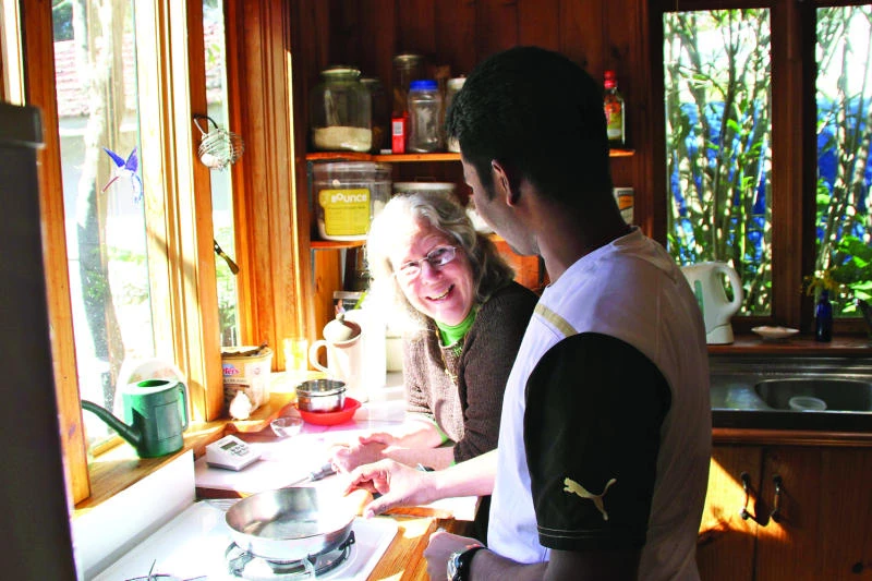 Australian homes an unlikely refuge for boat people