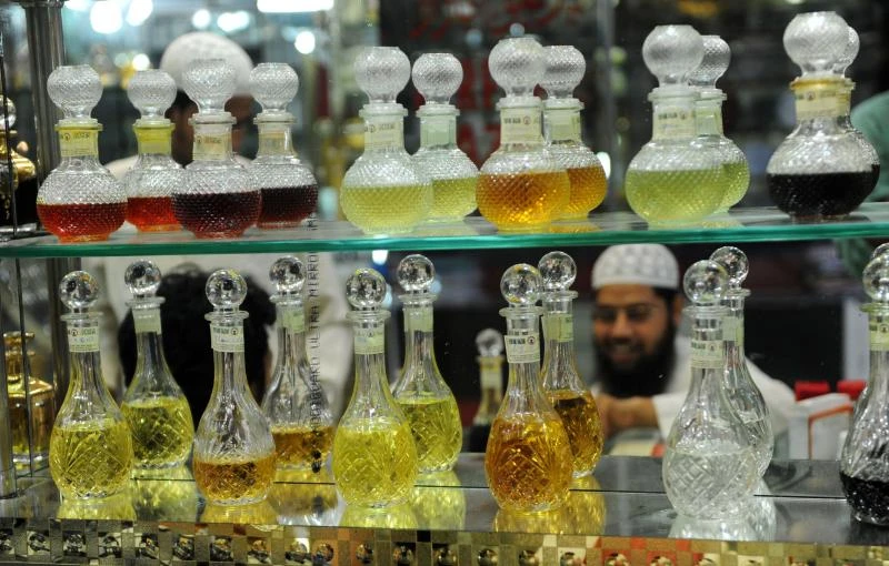 India’s traditional perfume makers threatened by scent of modernity
