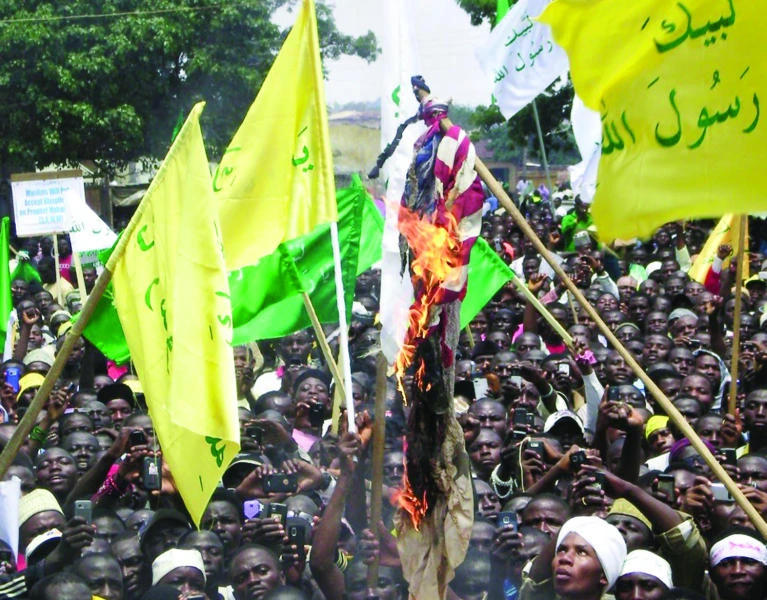 Thousands take to streets in Nigeria over anti-Islam film