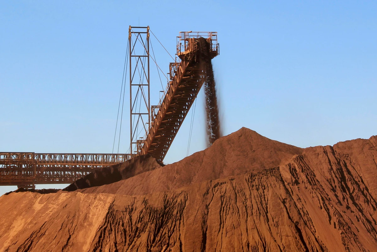 Australia’s resource boom hits hurdles