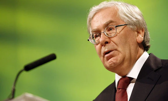 BoE officials see chance of more stimulus