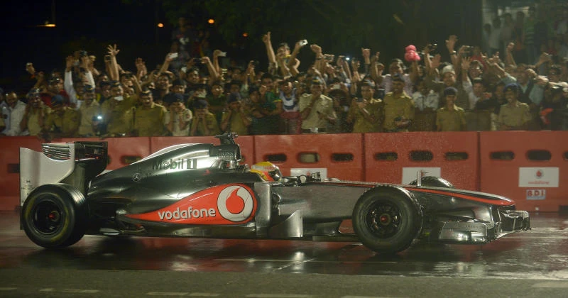 Hamilton ‘happy’ at McLaren