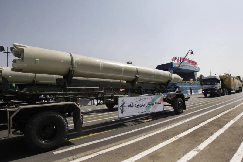 Iran shows military muscle