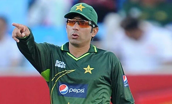 Skipper Misbah under fire after Pakistan defeat