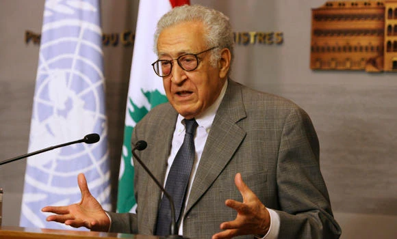 Rebels down chopper, envoy says Syria war risk to region