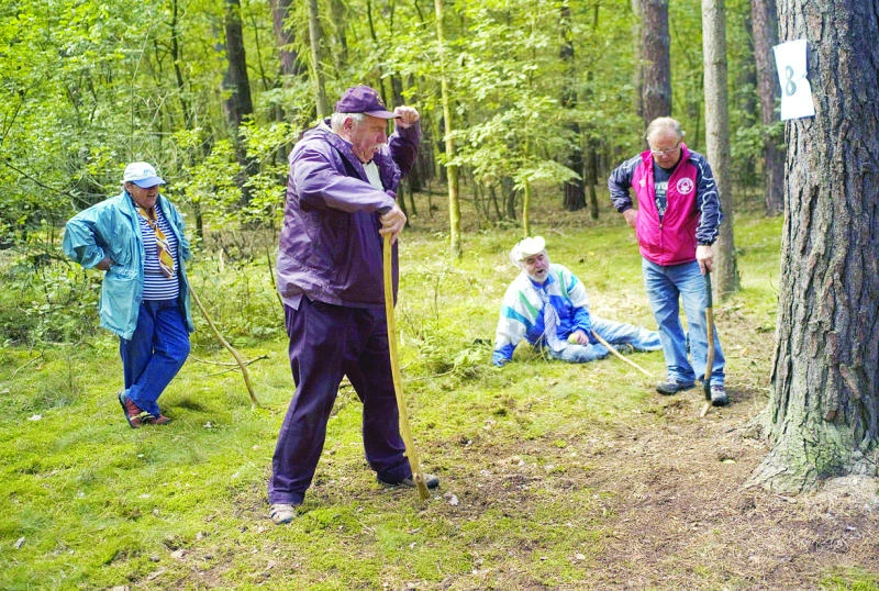 Czech forest golfers make an extreme sport of game