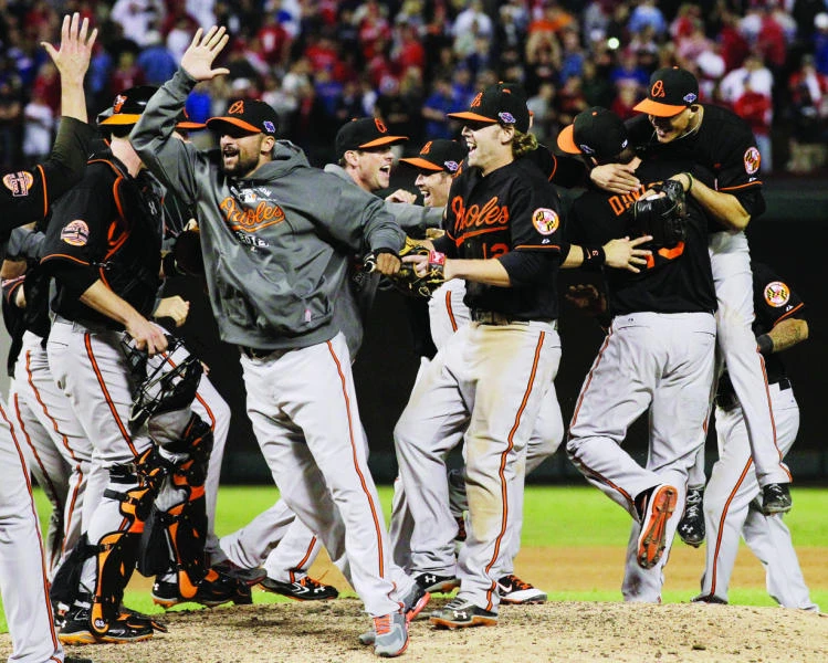 Cardinals, Orioles win wild-card playoffs