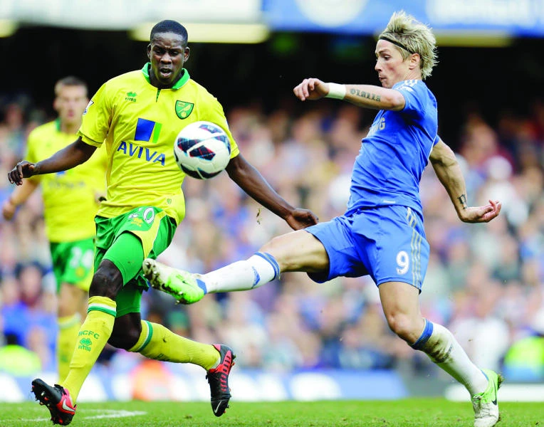 Chelsea extends lead at top; City sinks Sunderland