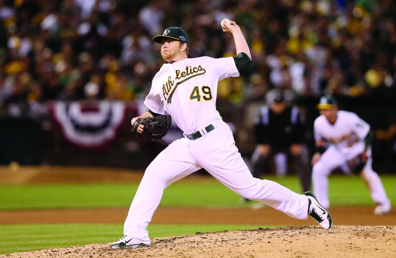 Athletics stay alive in series with 2-0 win