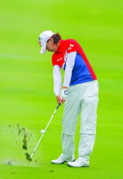 Choi clings to lead at LPGA Malaysia