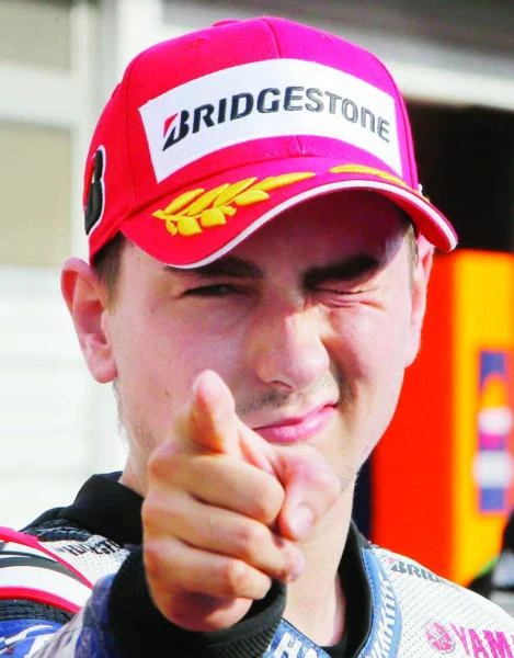 Late burst gives Jorge Lorenzo Japanese pole