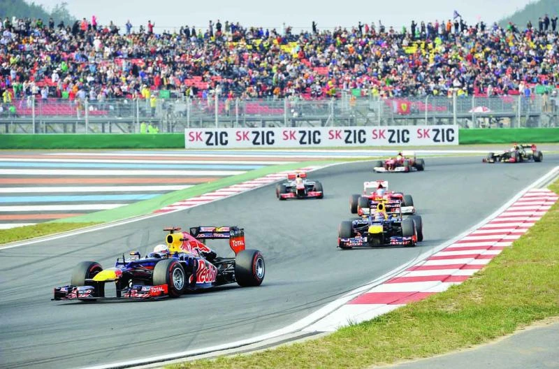 Alonso sees red as Vettel takes top spot