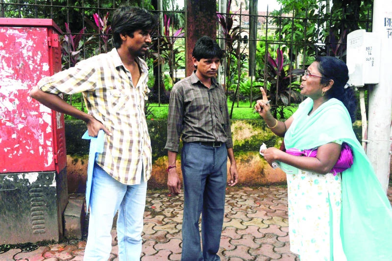 Mumbai’s grandma spit inspector stirs up hygiene revolution