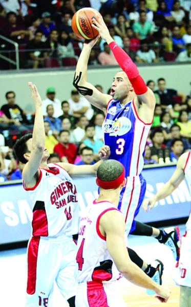 Petron ends slide by beating Barangay Ginebra 98-95