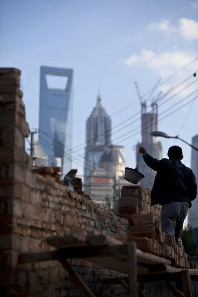 Divergent China power, oil demand data not at odds