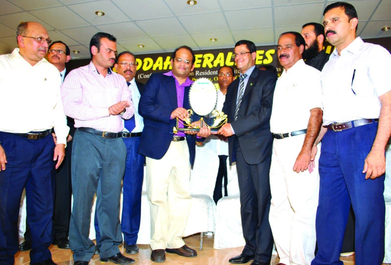 Al-Abeer chief receives laurels for EduCity project