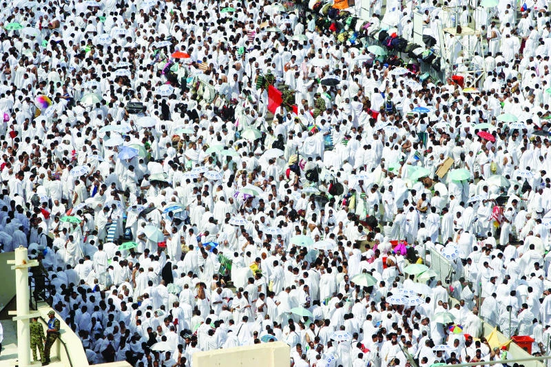 Mina valley reverberates with talbiyah