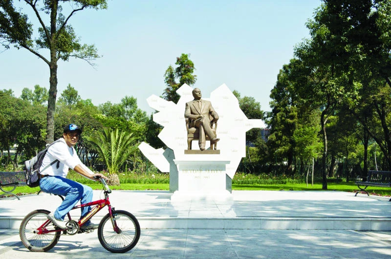 Late Azerbaijan leader’s statue raises hackles in Mexico