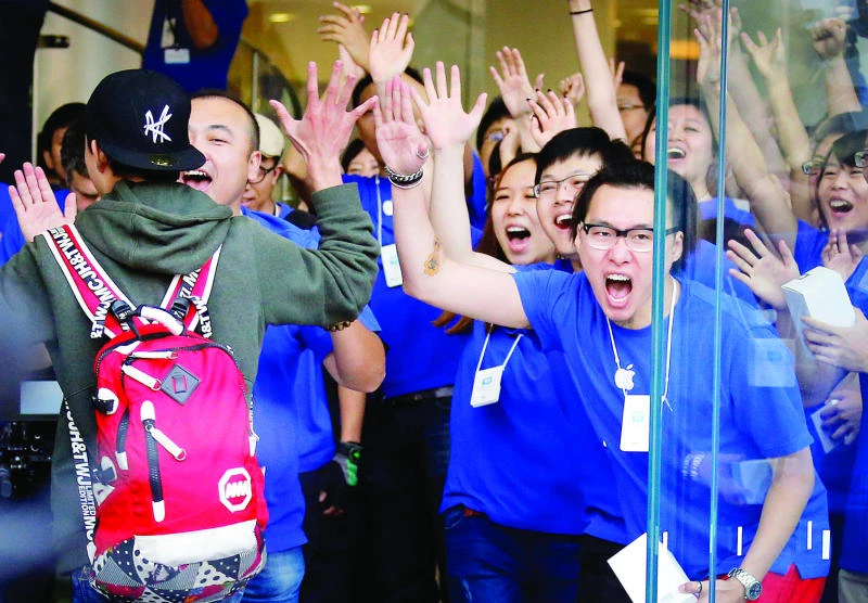 Apple’s margin outlook surprises analysts
