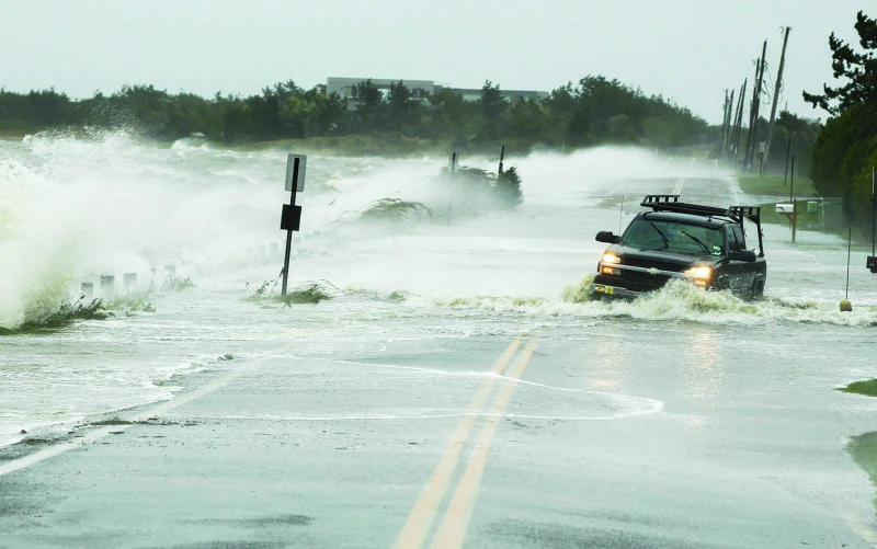 Hurricane Sandy batters US East Coast