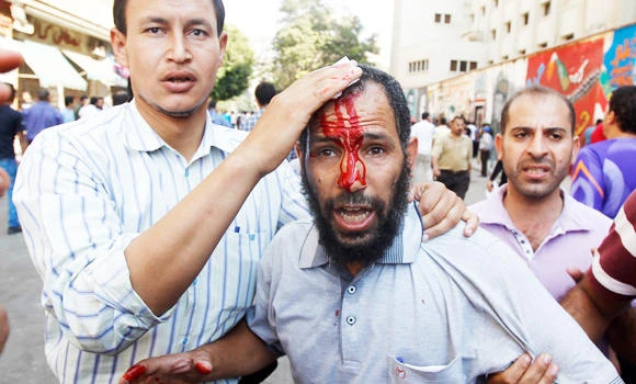 Egypt tensions over Mursi spill into clashes