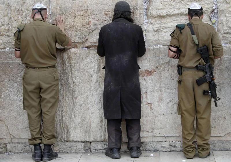 Jerusalem’s secular Israeli minority showing life