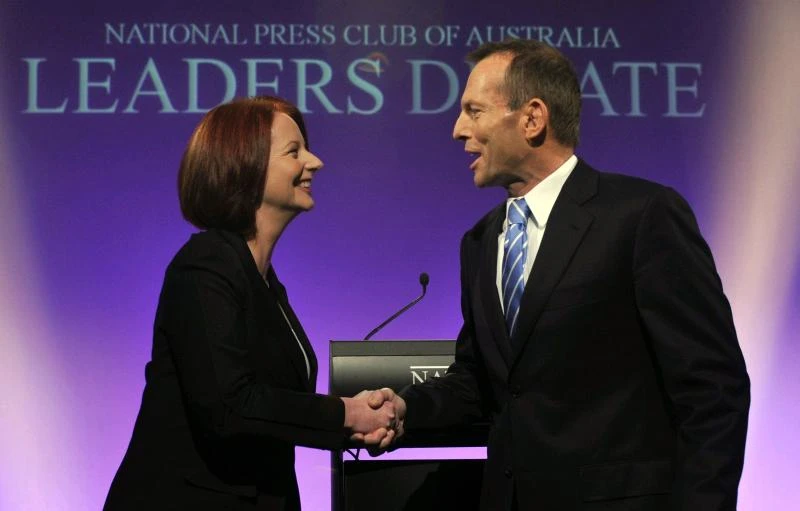 Australian opposition leader apologizes to PM