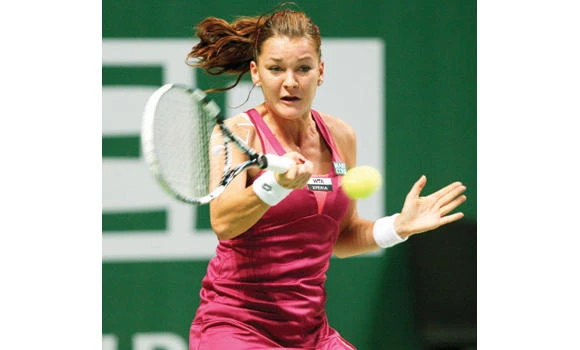 Radwanska beats Kvitova at WTA Championships
