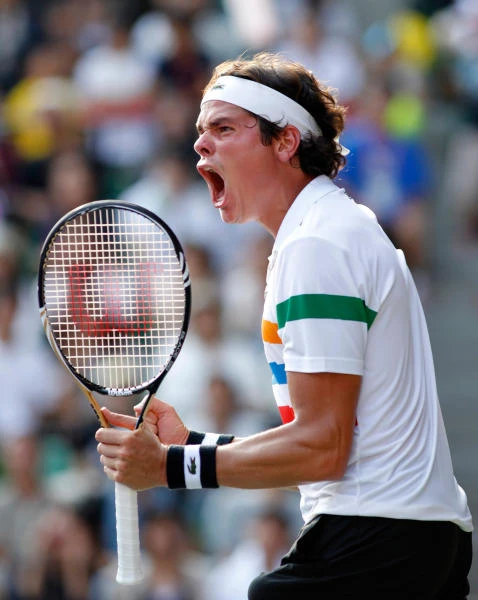 Raonic ousts Murray in Tokyo semis