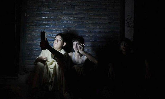 Dressing down for
Pakistan’s power crisis