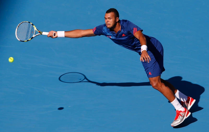 Djokovic to face Tsonga; Sharapova vs. Azarenka