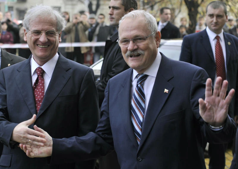 Ruling favors Slovakia in dispute with Hungary