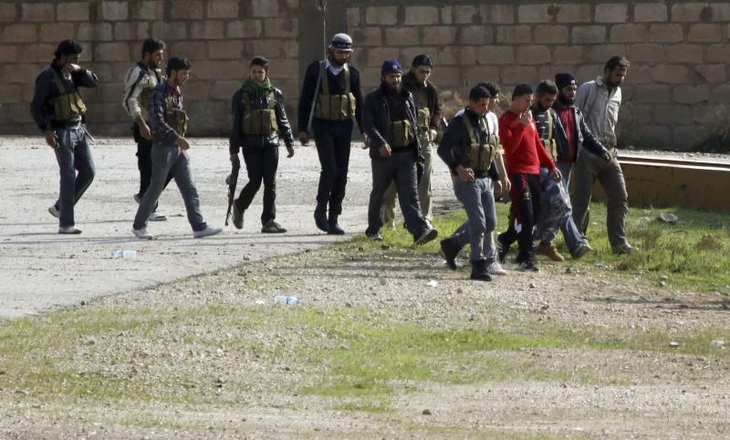 Syria rebels attack in Aleppo, shelling rage around Damascus