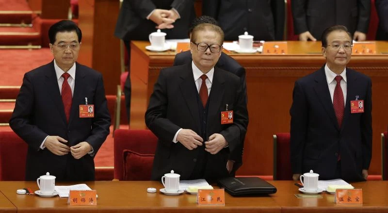 China leadership transition formally edges forward