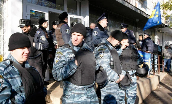 Ukraine opposition protests alleged election fraud