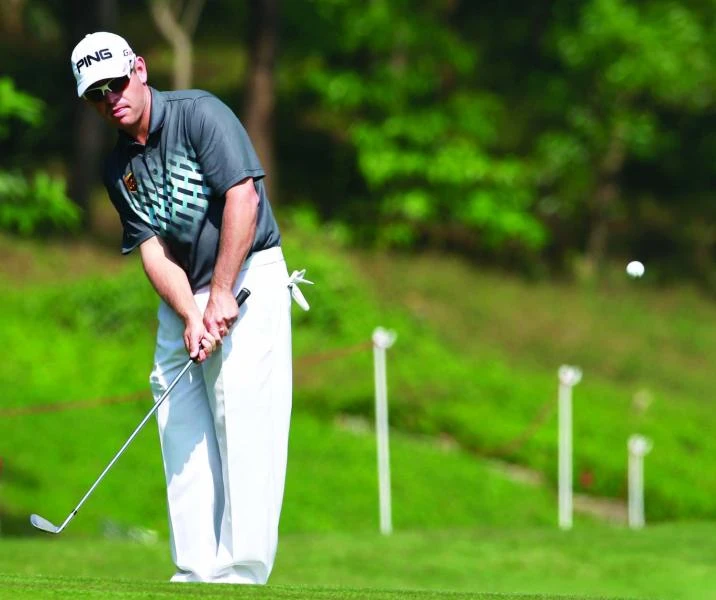 Eagle-eye Scott, Oosthuizen lead glitzy HSBC Champions