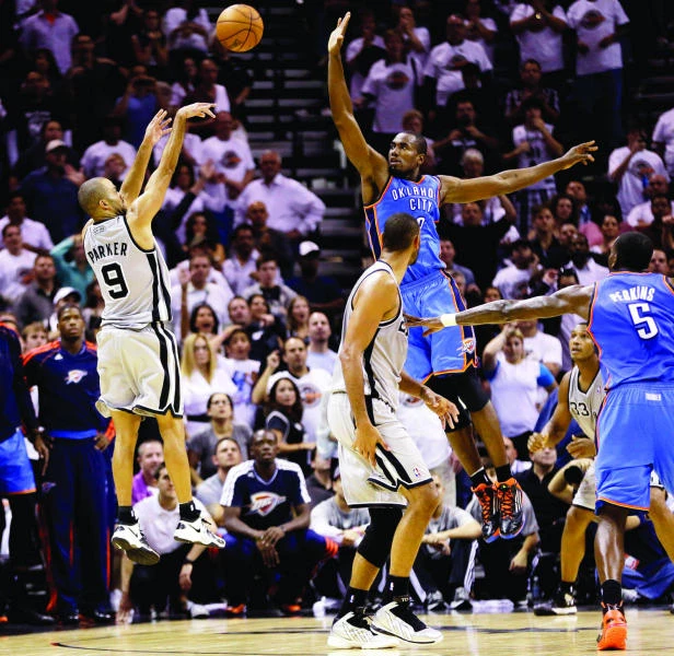 Parker’s buzzer-beater stuns Thunder