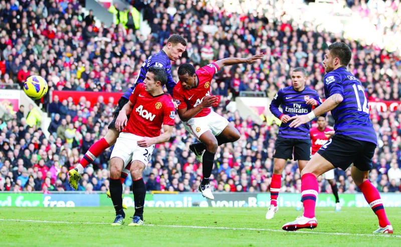 United replaces stumbling Chelsea at the top