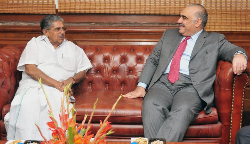 Labor minister discusses manpower issue in India