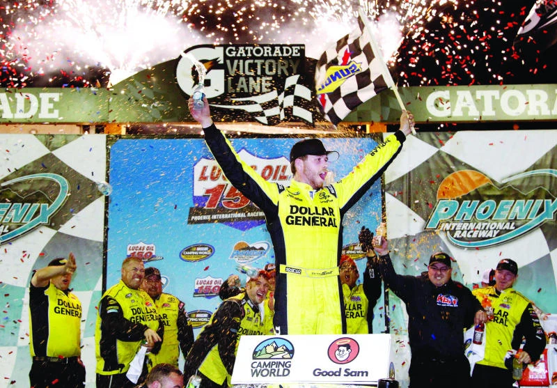Scott rules NASCAR trucks race at Phoenix