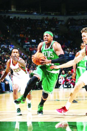 Pierce fires Celtics past Bucks