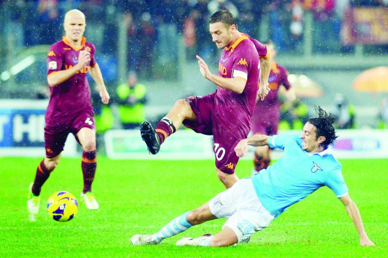 Lazio, Napoli win as Milan, Roma stung
