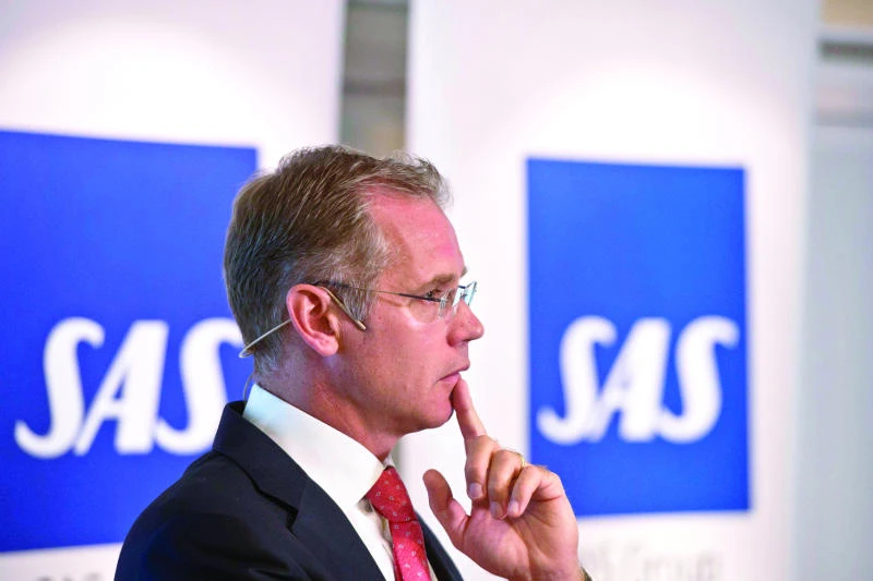 SAS cuts 800 jobs in 'final call' savings plan