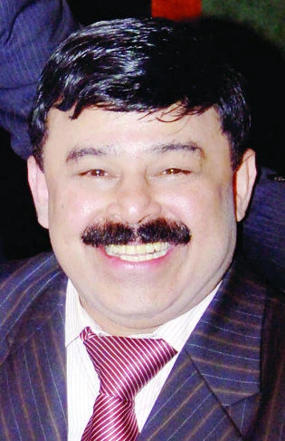 Gulf-based industrialist awarded honorary doctorate