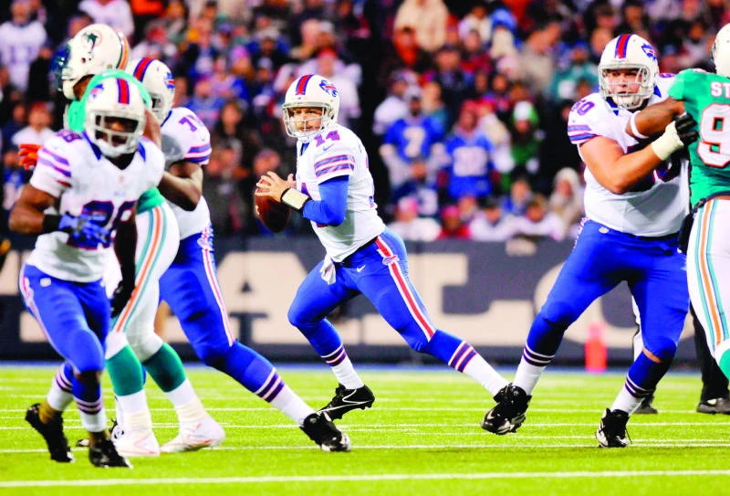 Bills shut down Tannehill to beat Dolphins