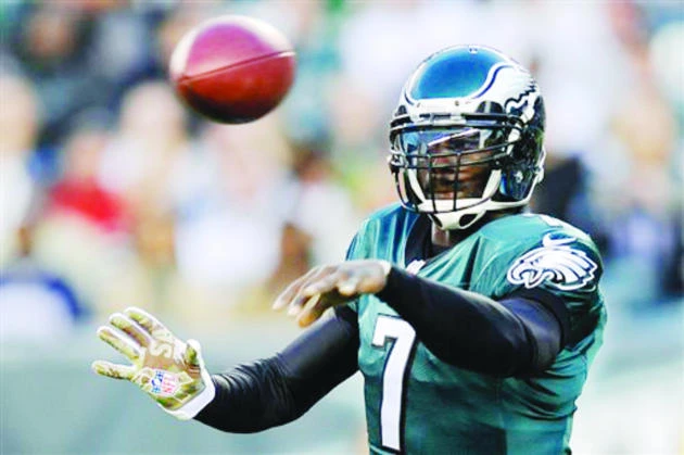 Eagles QB Vick out; Foles to start at Washington