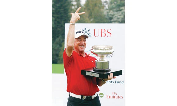 Vintage Jimenez makes history with HK Open treble