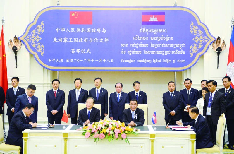 Asia-Pacific to launch talks
on giant free trade zone