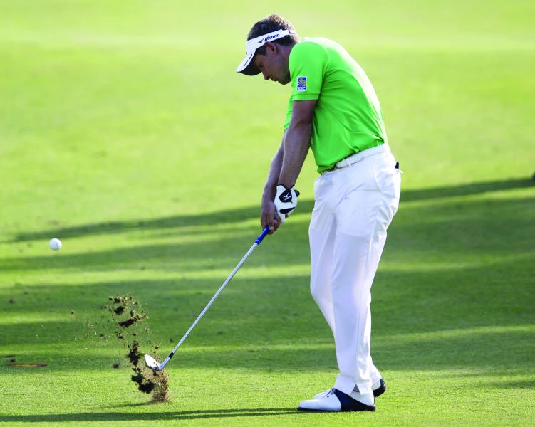 Donald leads McIlroy by one in Dubai