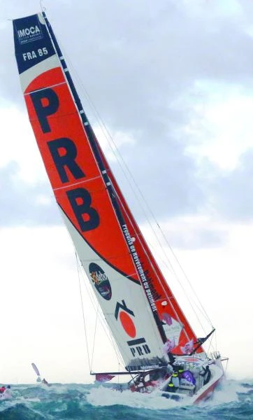 Riou’s hopes sink after hitting bouy